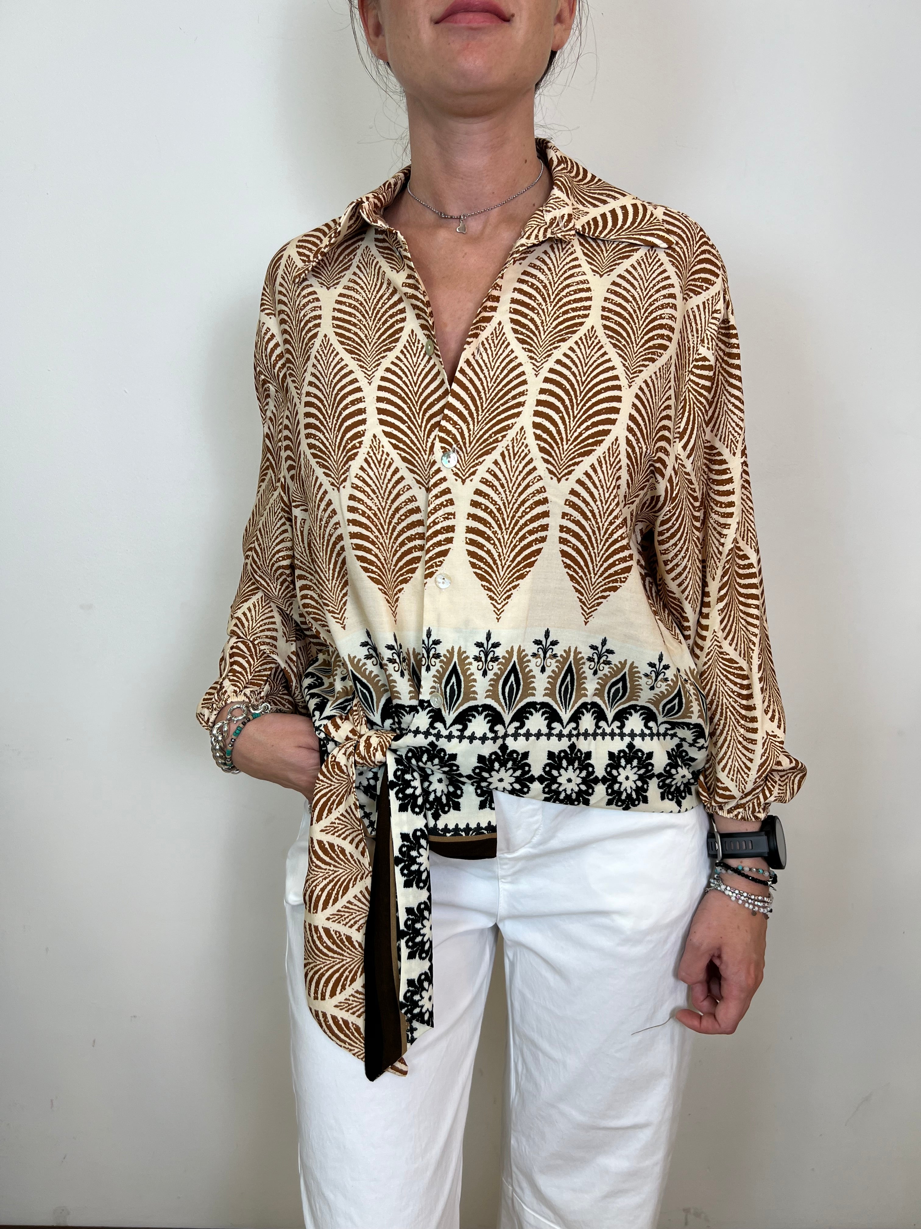 Camicia fantasia foglia con fiocco laterale - Haveone