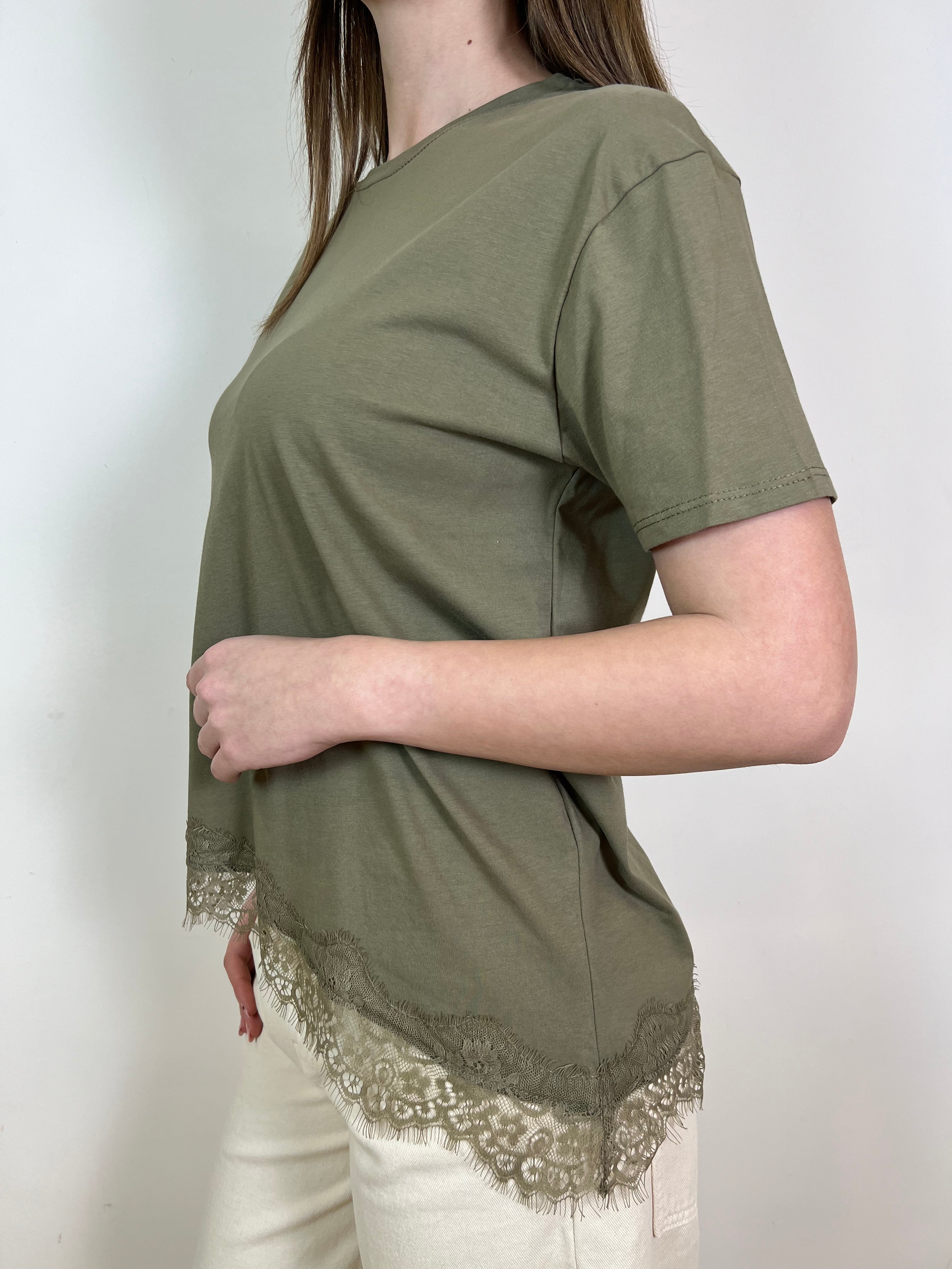 T-shirt asimmetrica fondo pizzo - Haveone