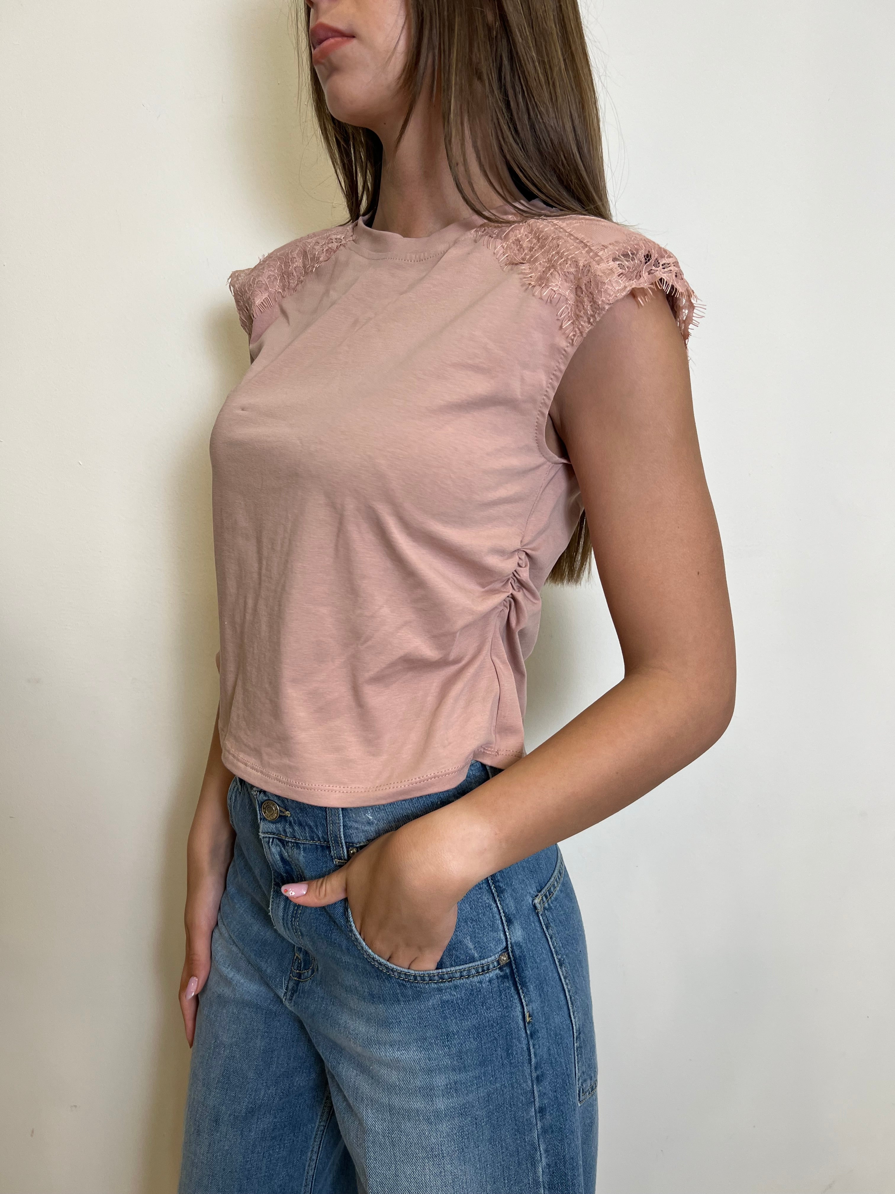 T-shirt spalline con pizzo e arriccio - Haveone