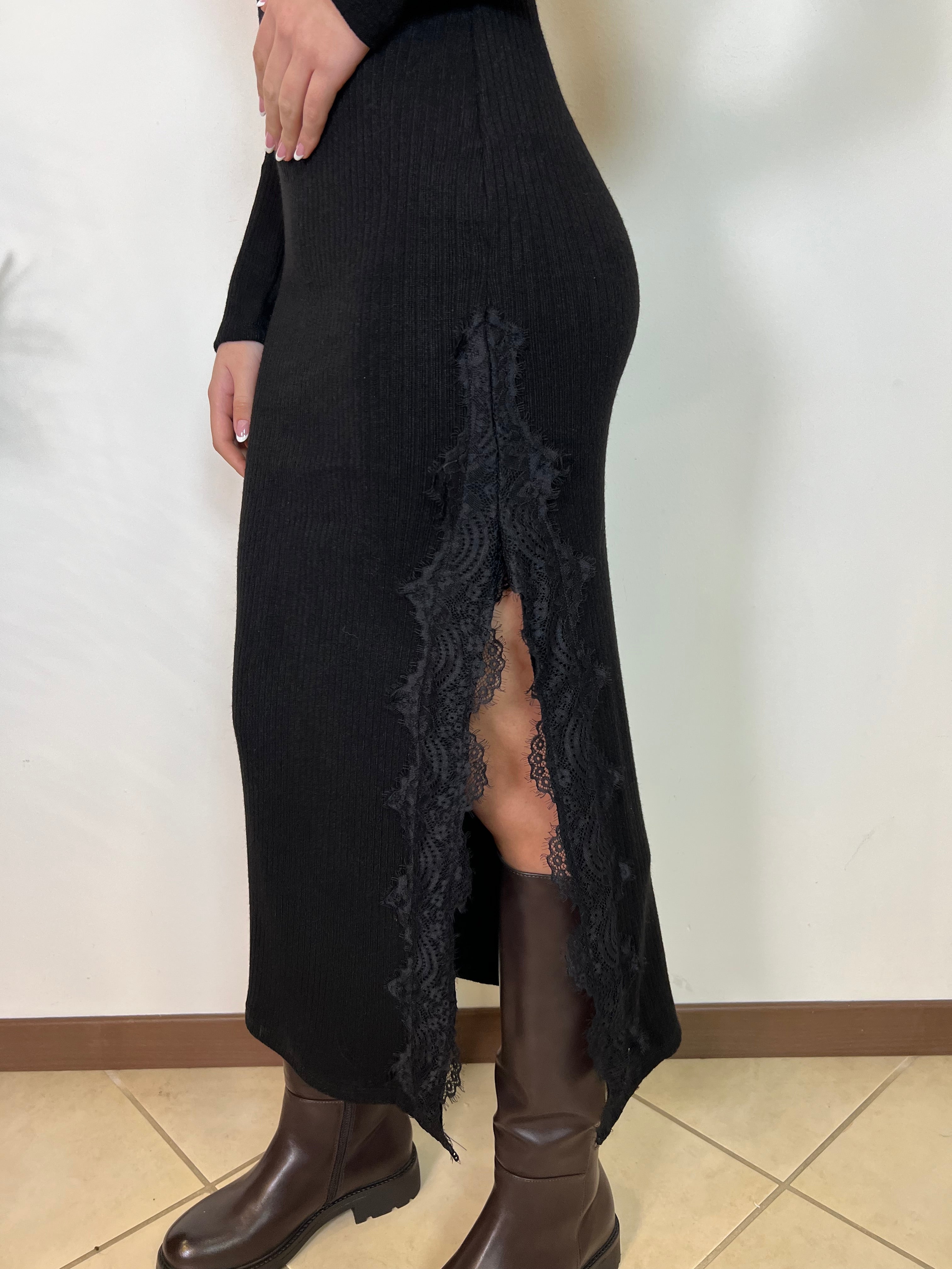 Abito lungo cut out spacco pizzo - Haveone