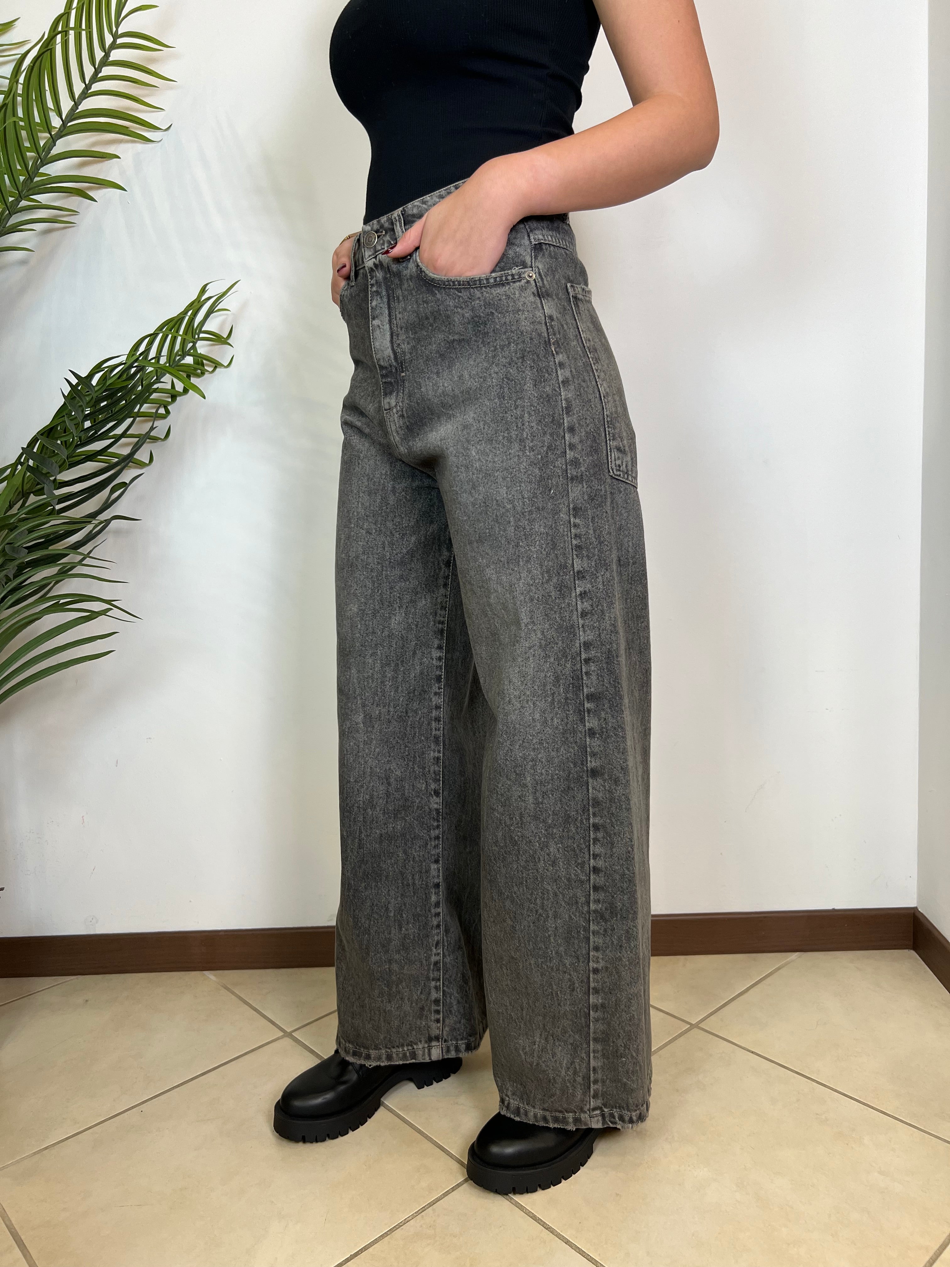 Jeans Giusi superpocket nero - TensioneIn