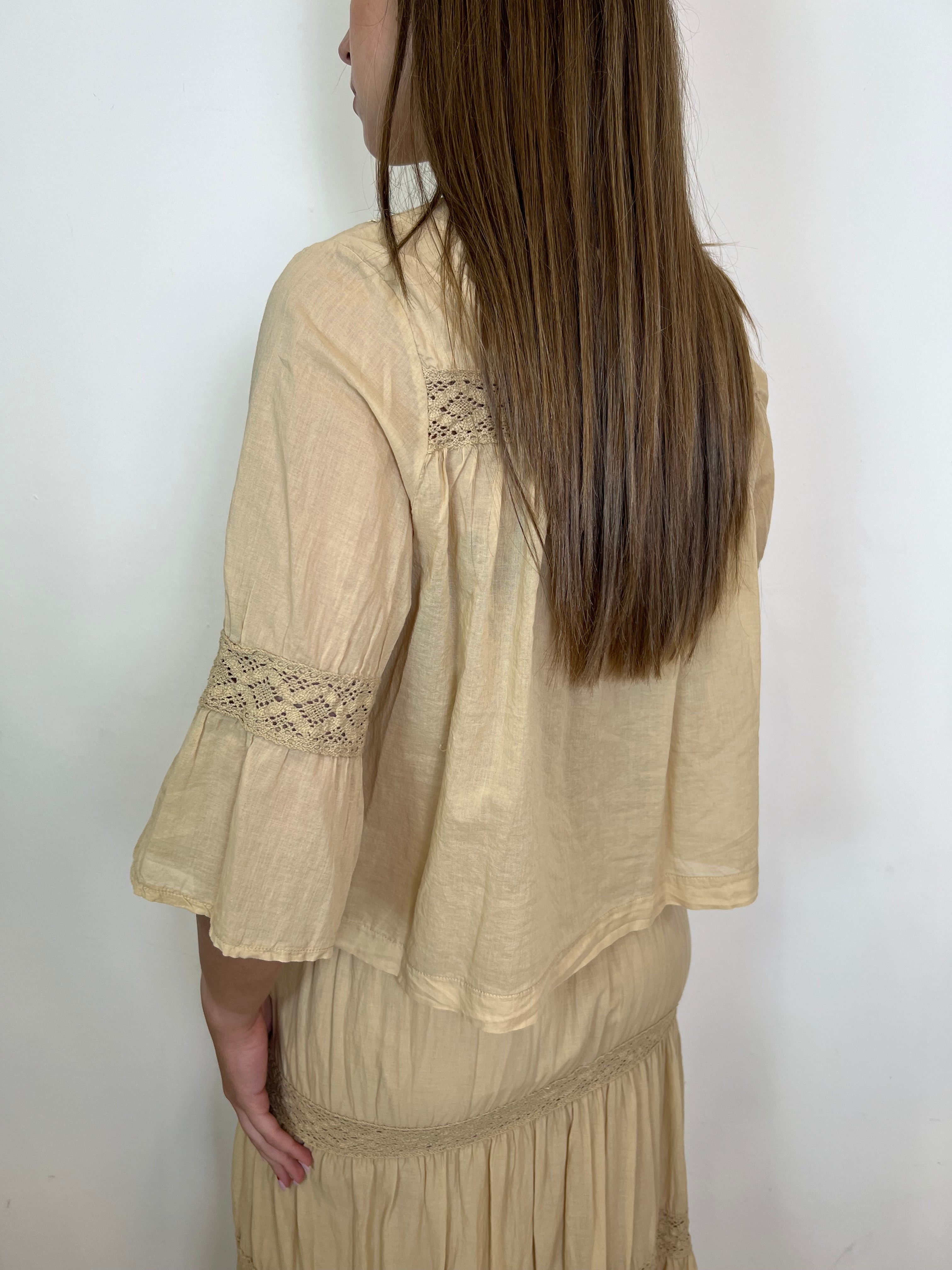 Camicia inserti macramè e nappine- Haveone
