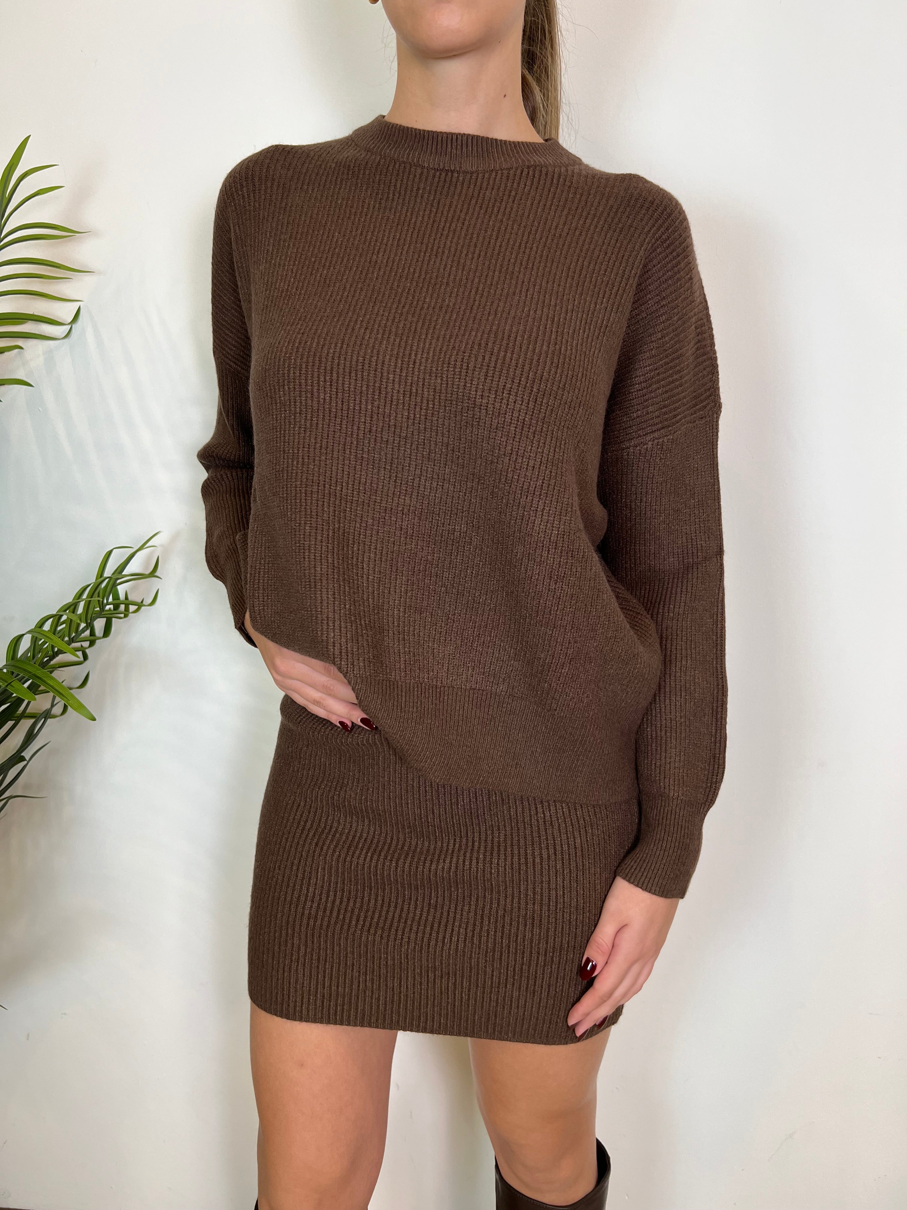 Coordinato maglia over e gonna - Haveone