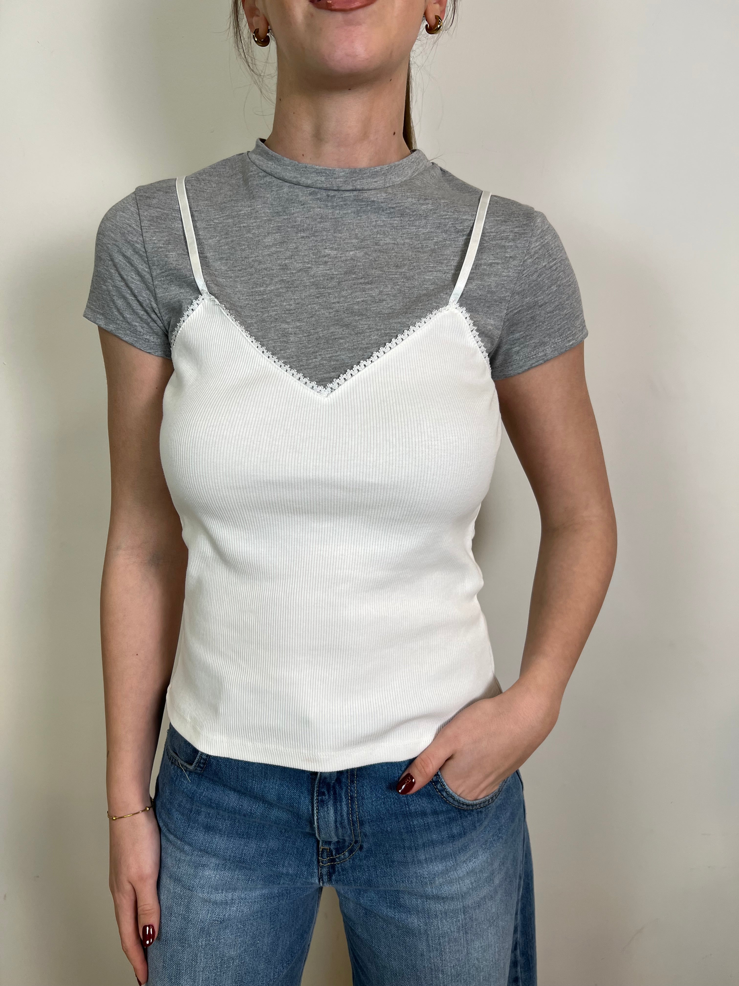 T-shirt con canotta - Haveone