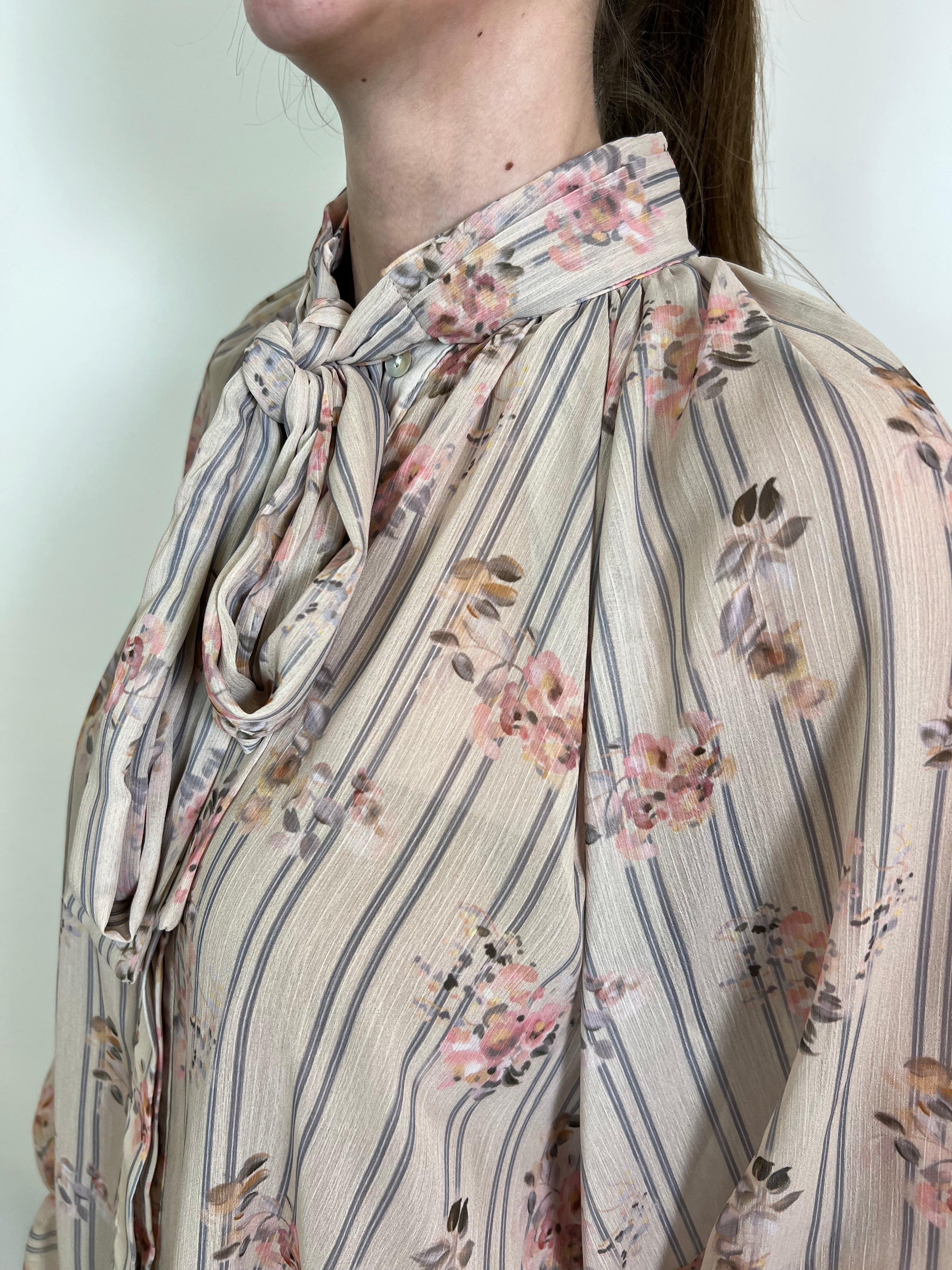 Camicia fiori con fiocco - Haveone