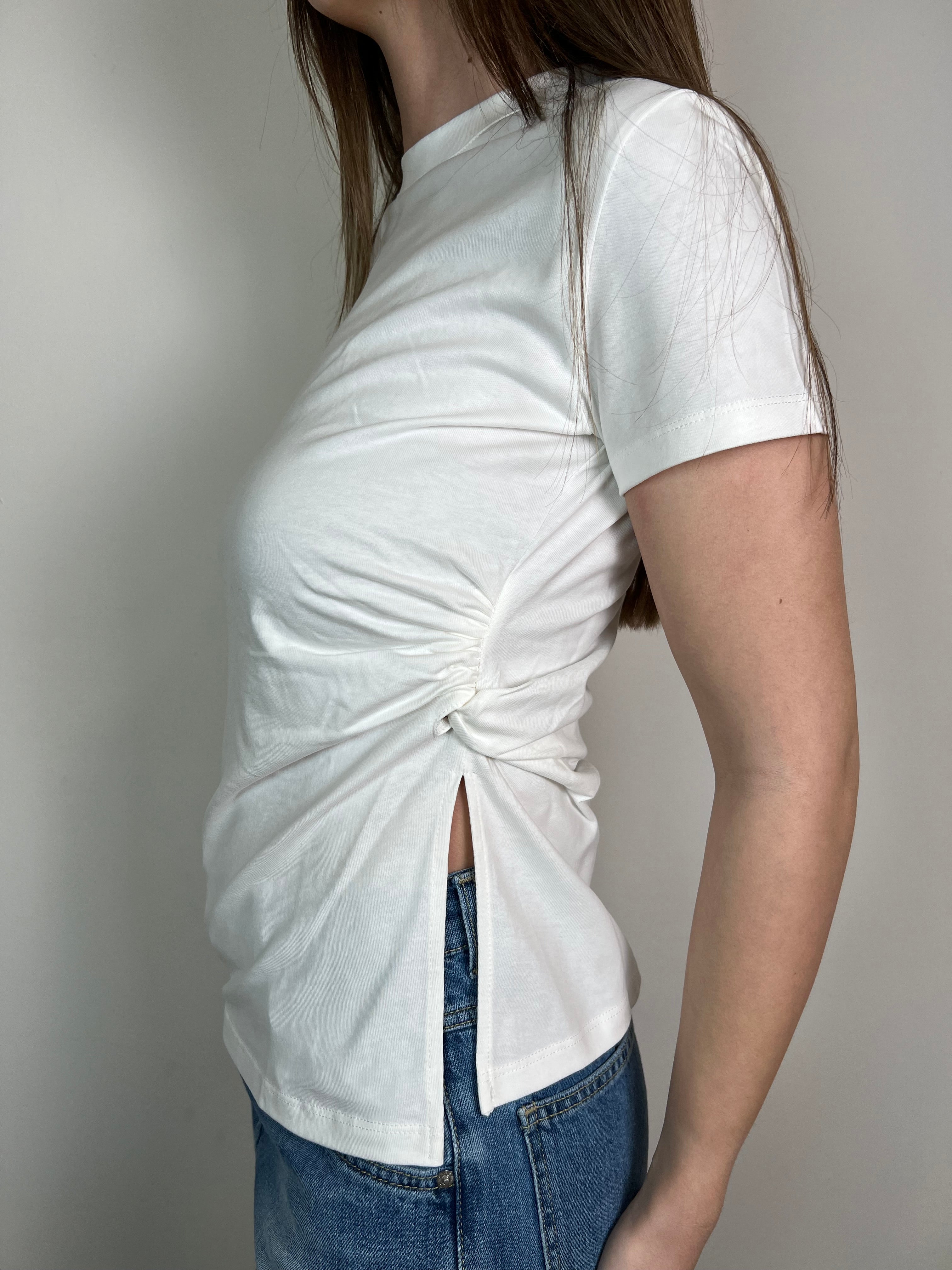 T-shirt nodo e spacco laterale - Vicolo