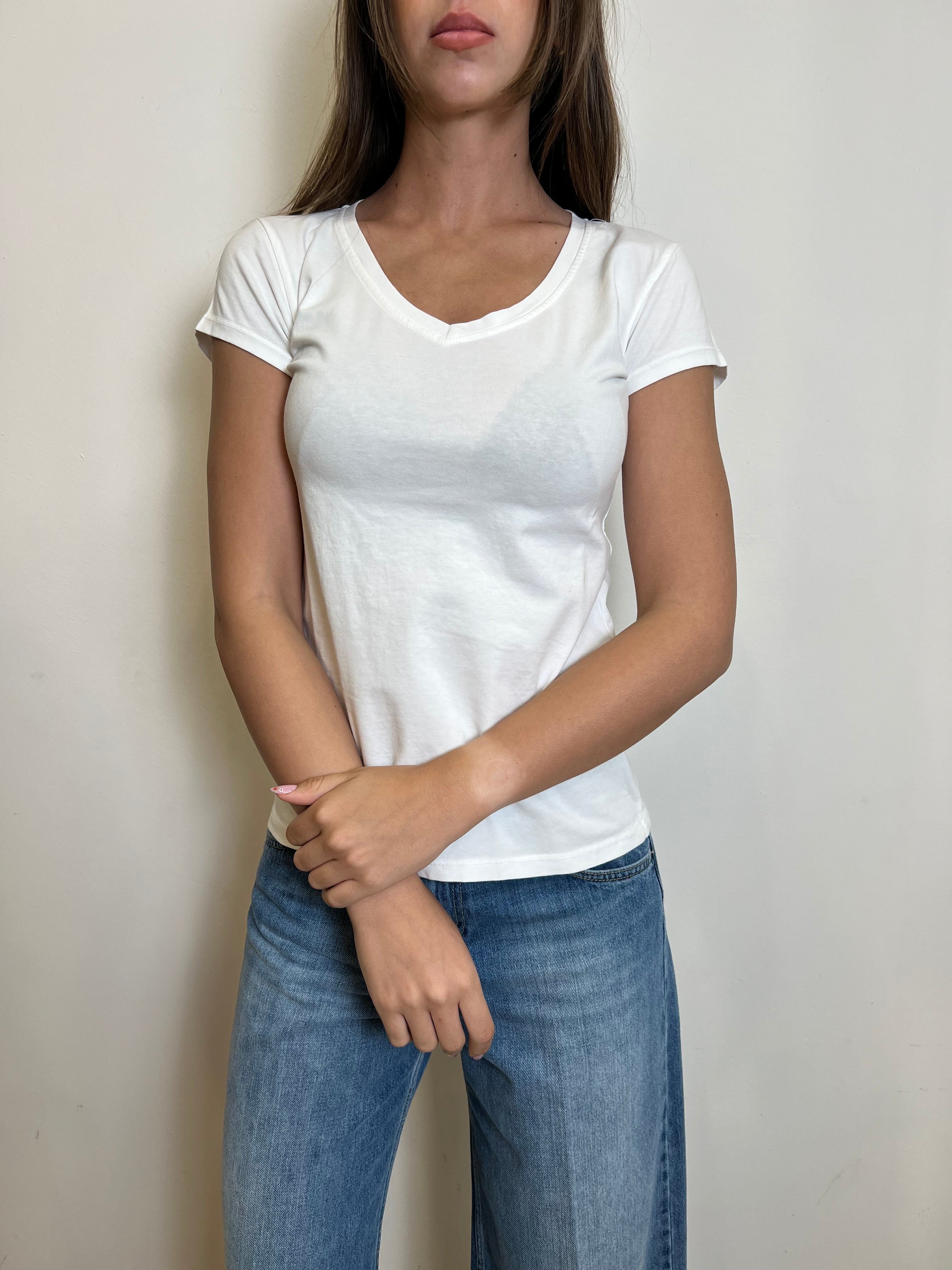 T-shirt mezza manica slim scollo V - Haveone