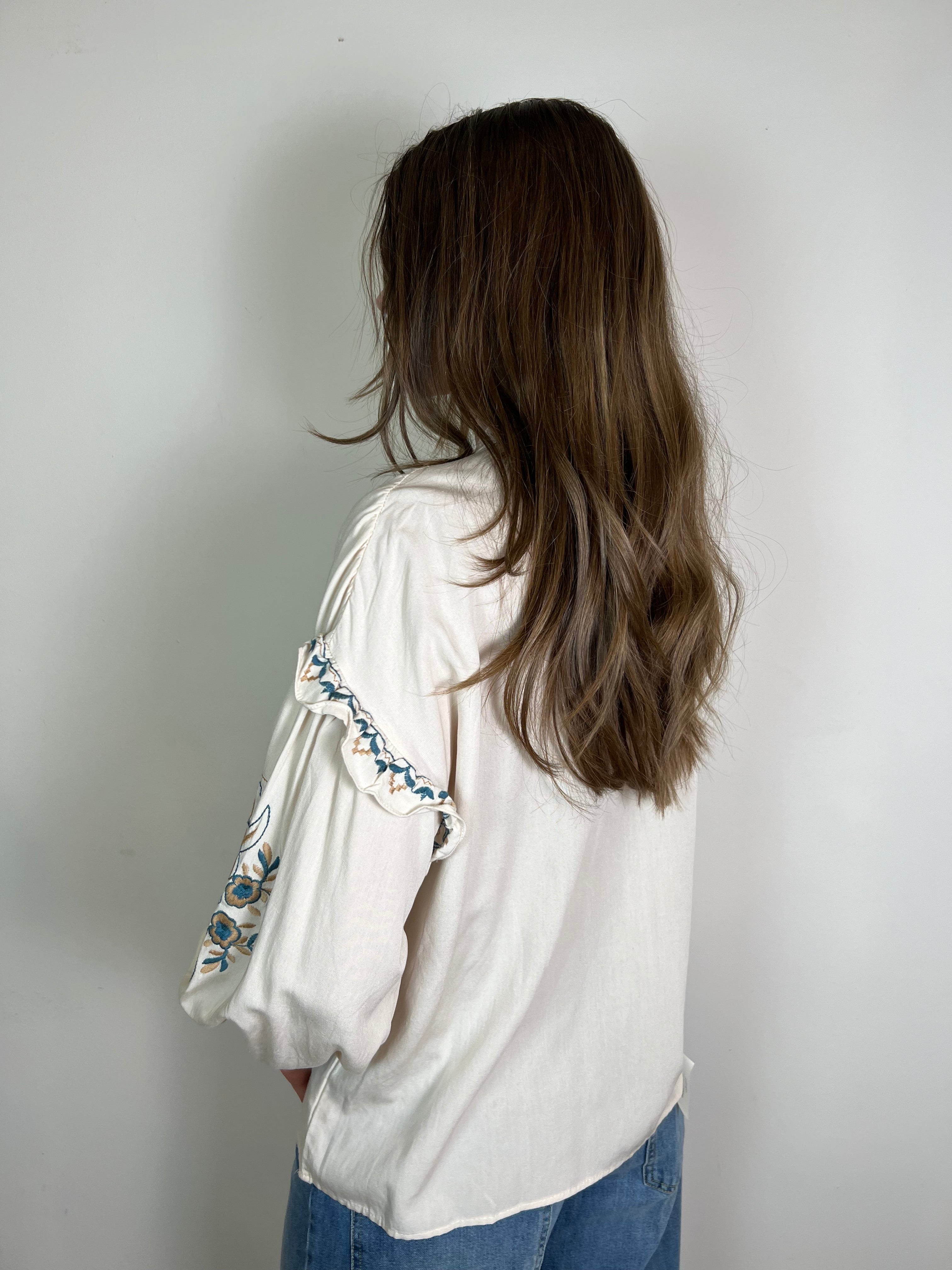 Blusa ricami ottanio e beige - Haveone