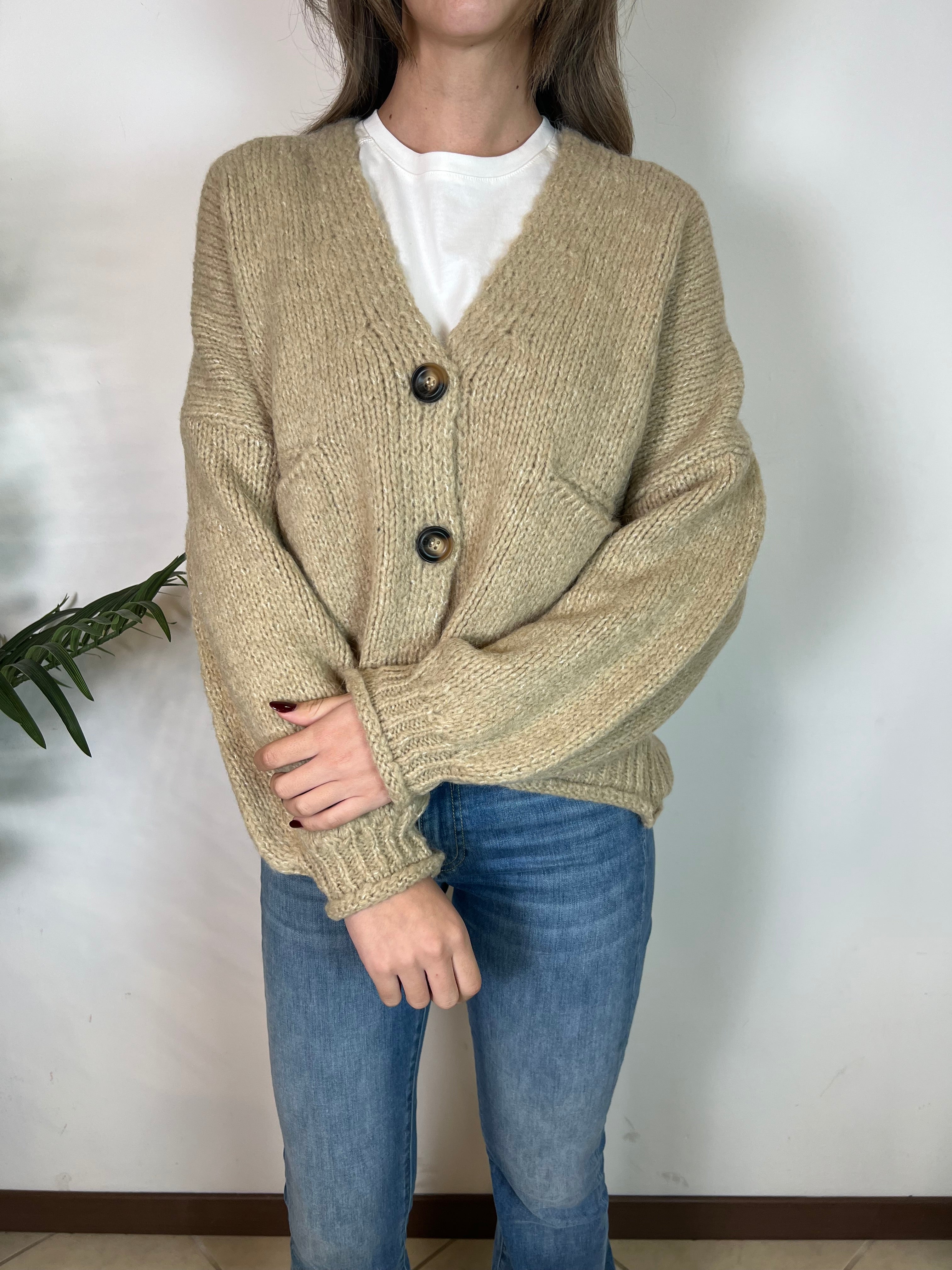 Cardigan over - Haveone