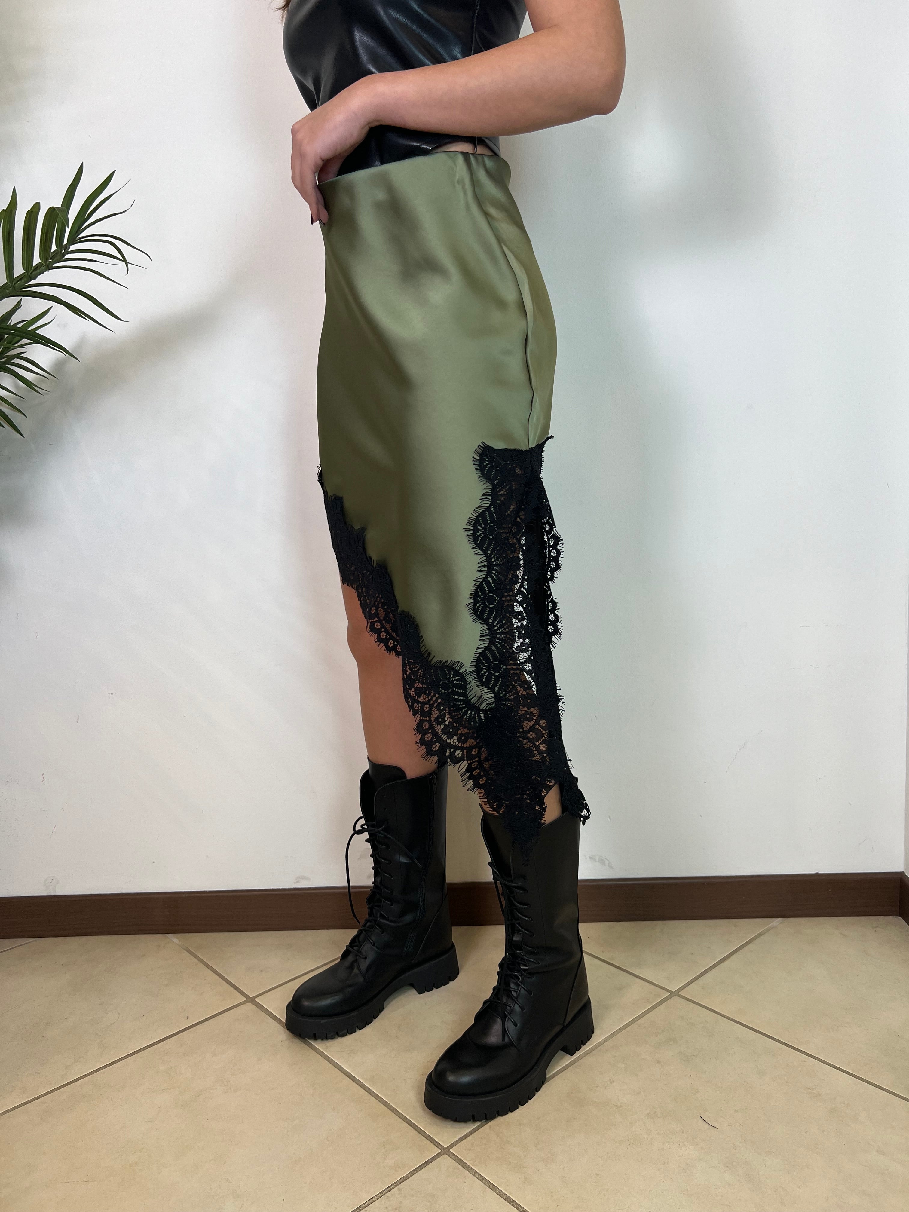 Gonna asimmetrica spacco pizzo - Haveone