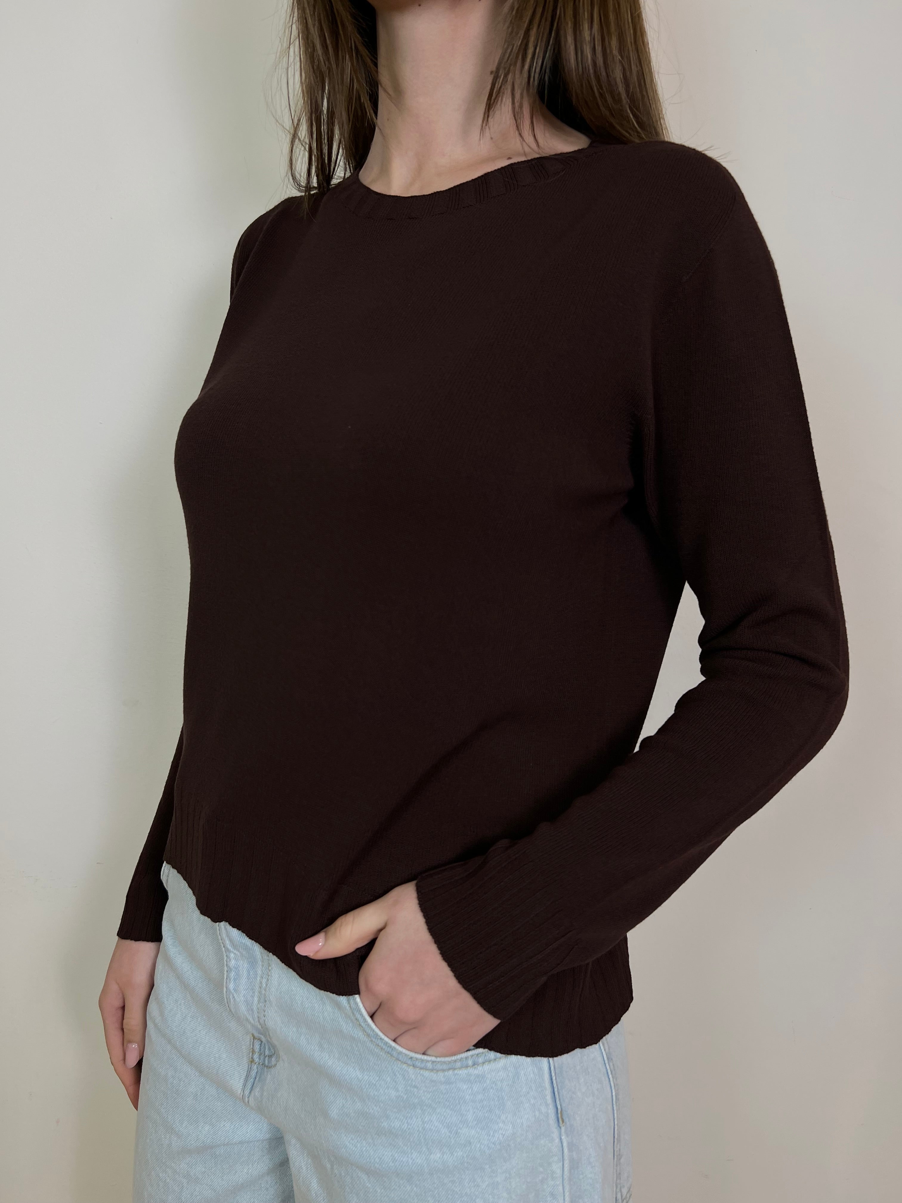 Maglia girocollo spacco dietro - Kontatto