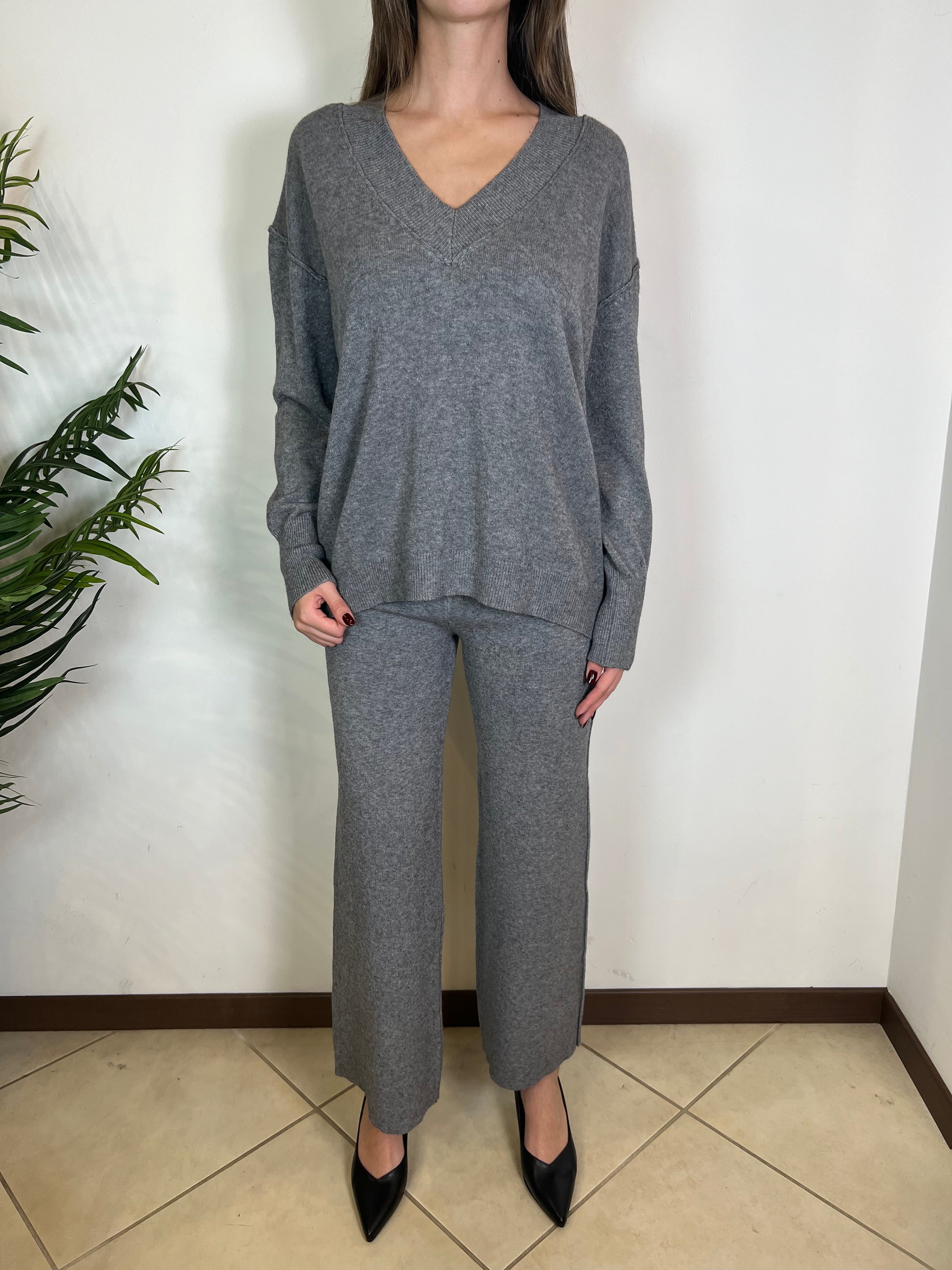 Set coordinato scollo V - Haveone