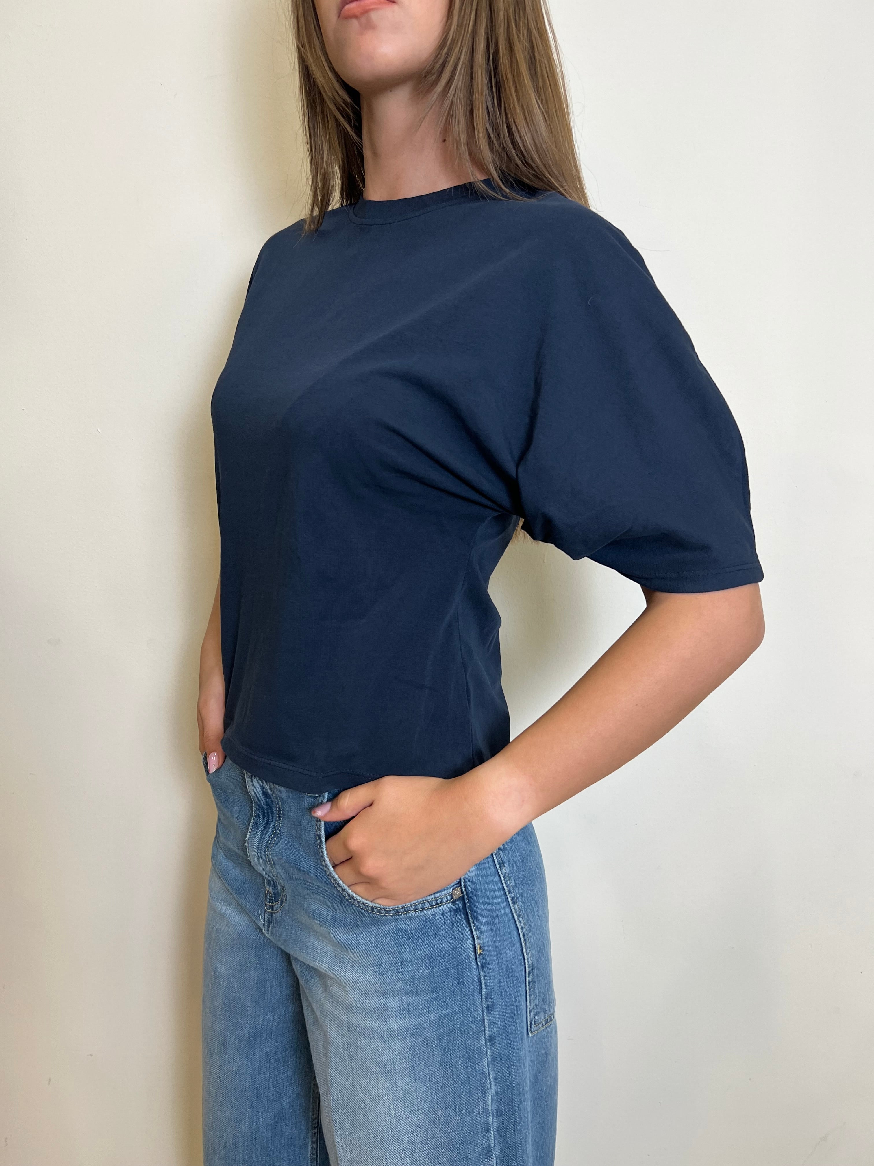 T-shirt avvitata manica sbuffetto - Haveone
