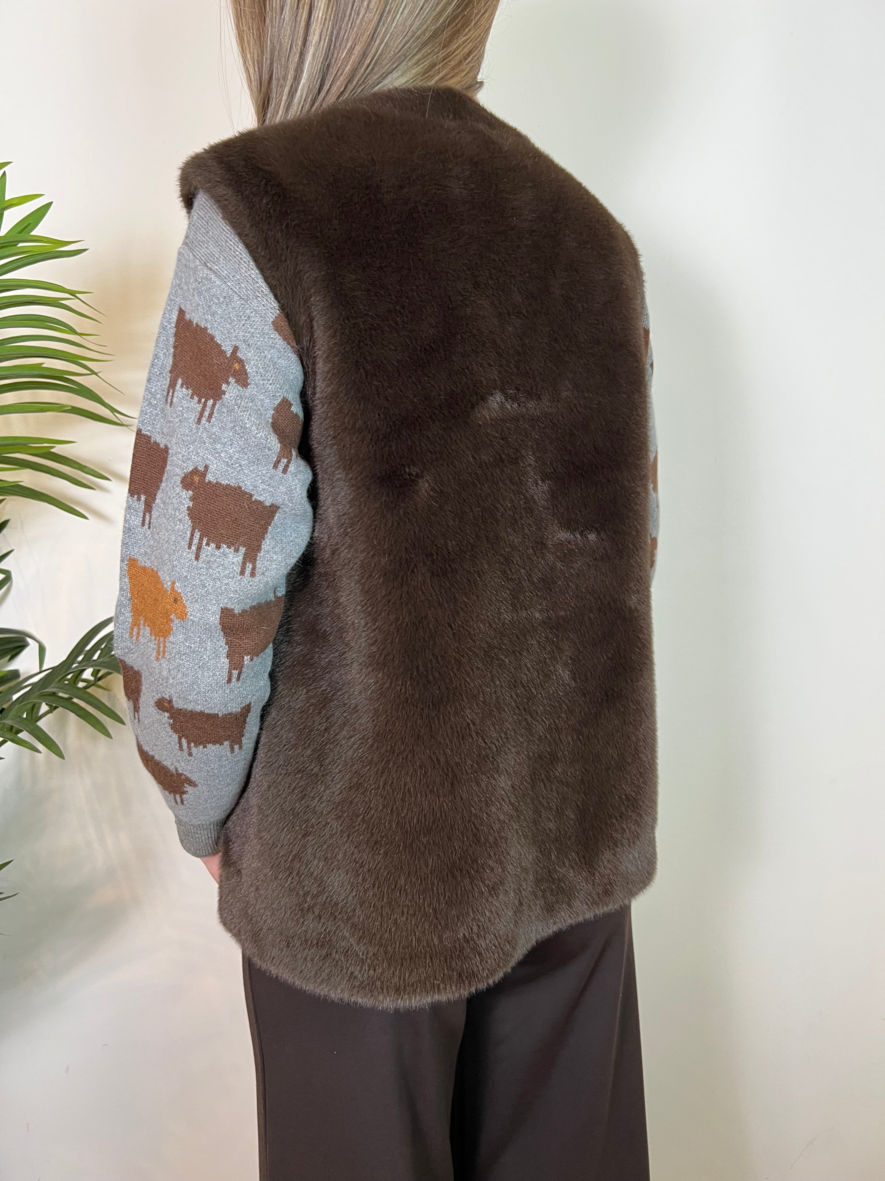 Smanicato ecopelliccia - Kontatto