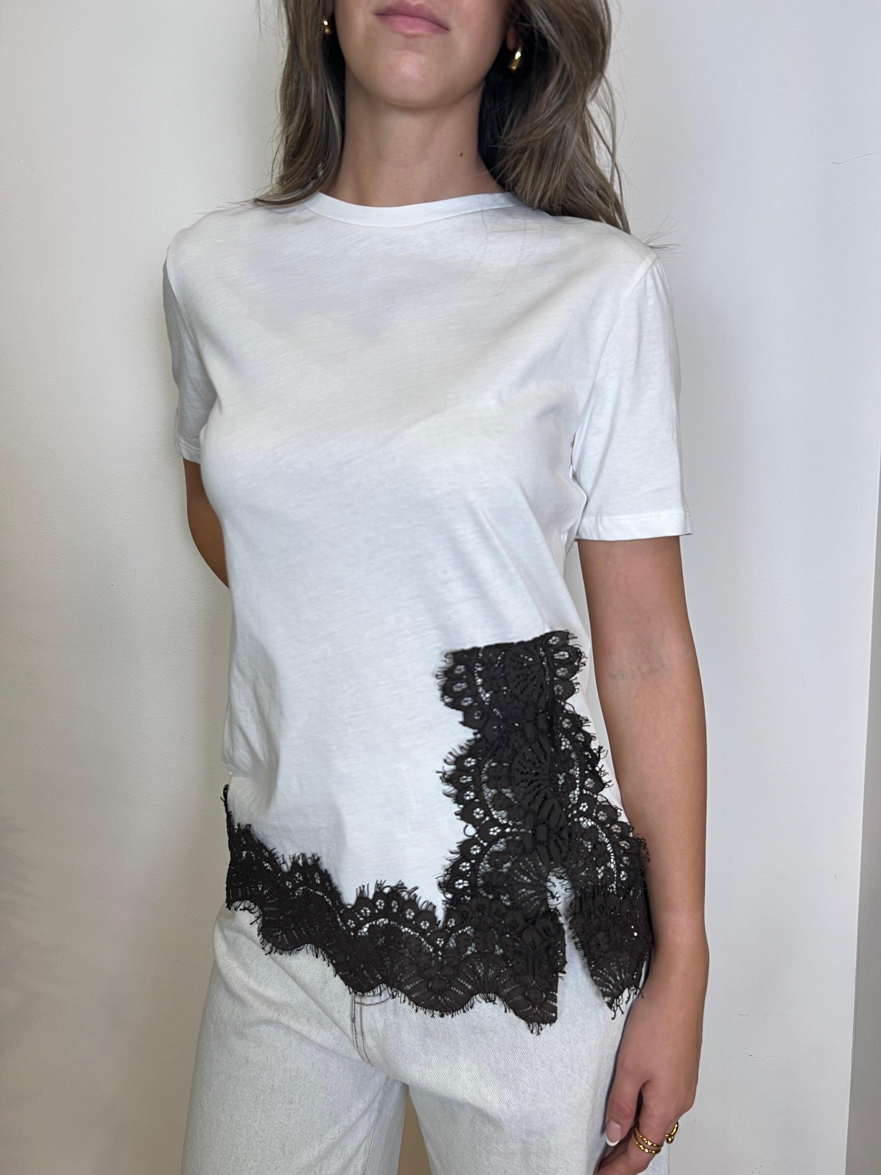 T-shirt con spacco pizzo - TensioneIn