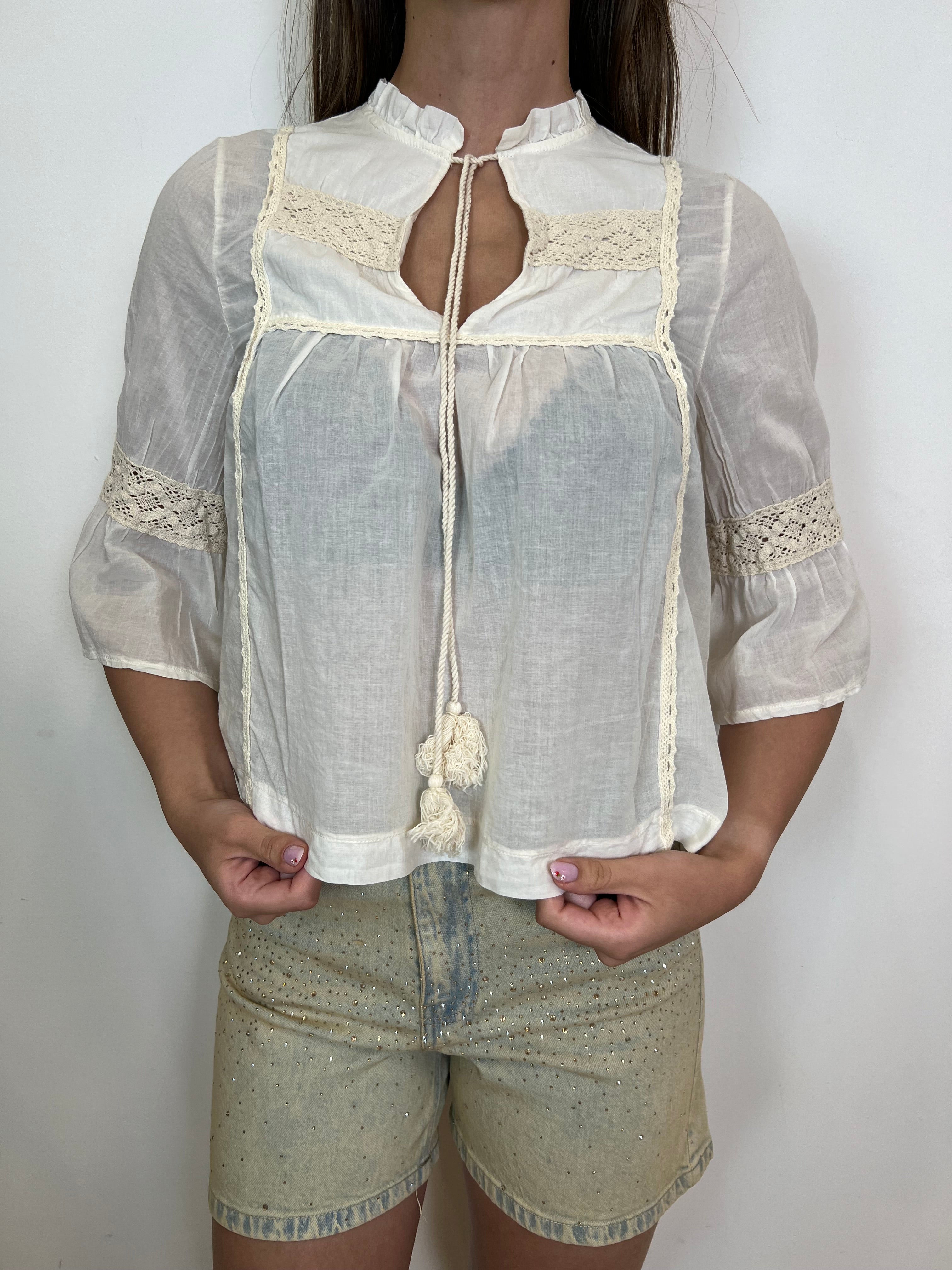 Camicia inserti macramè e nappine - Haveone