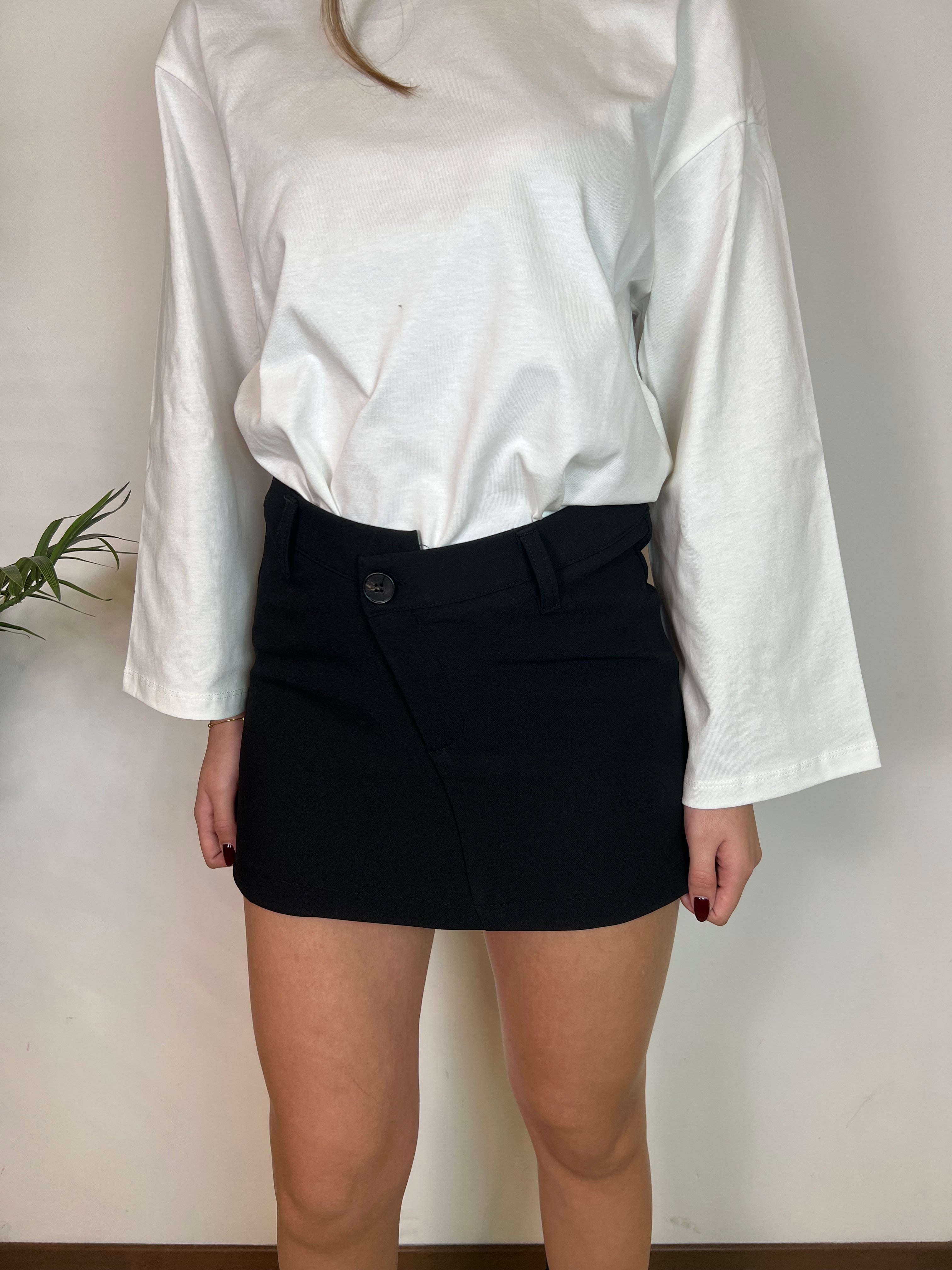 Gonna pantaloncino chiusura asimmetrica - Haveone