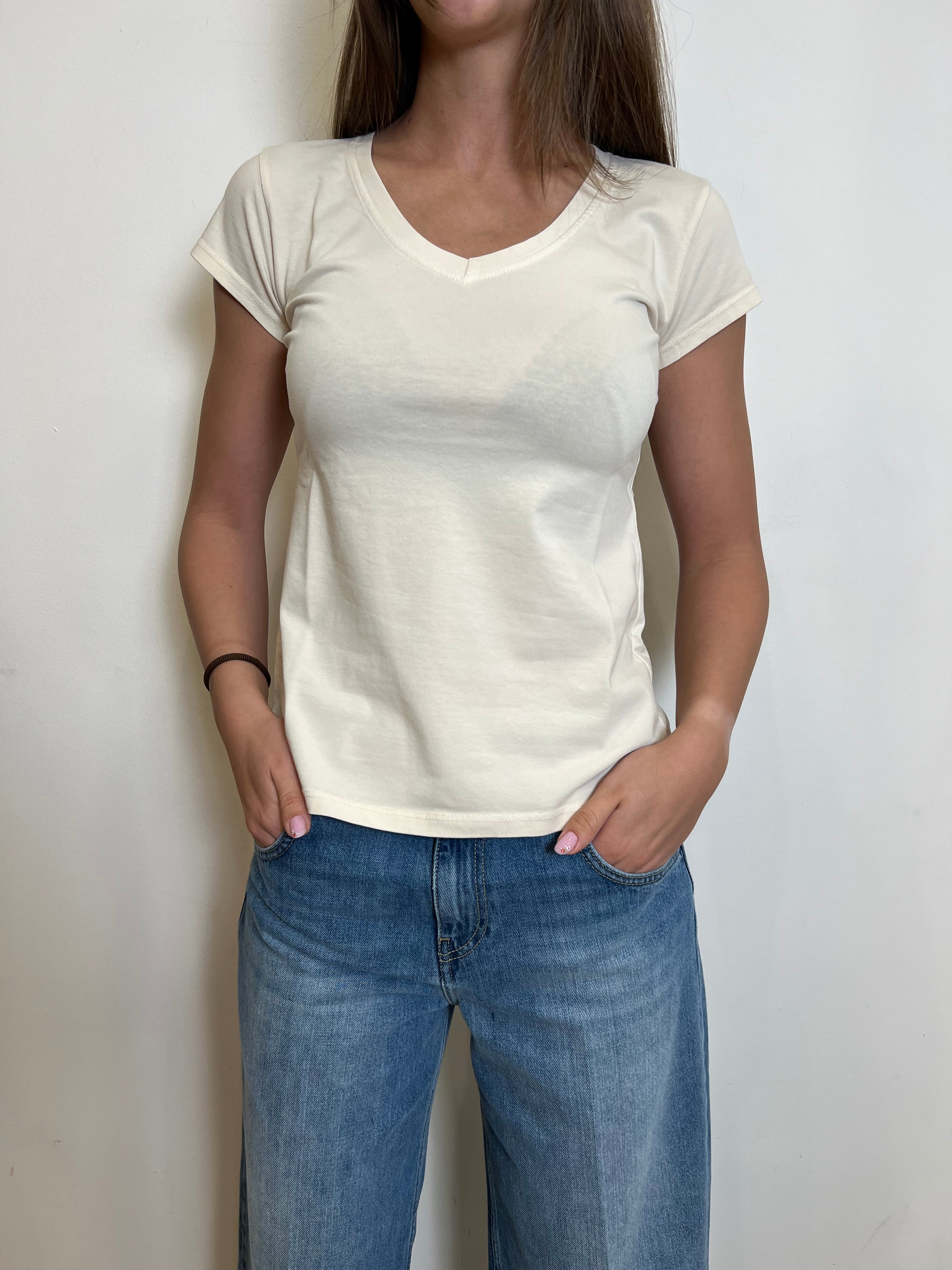 T-shirt mezza manica slim scollo V - Haveone