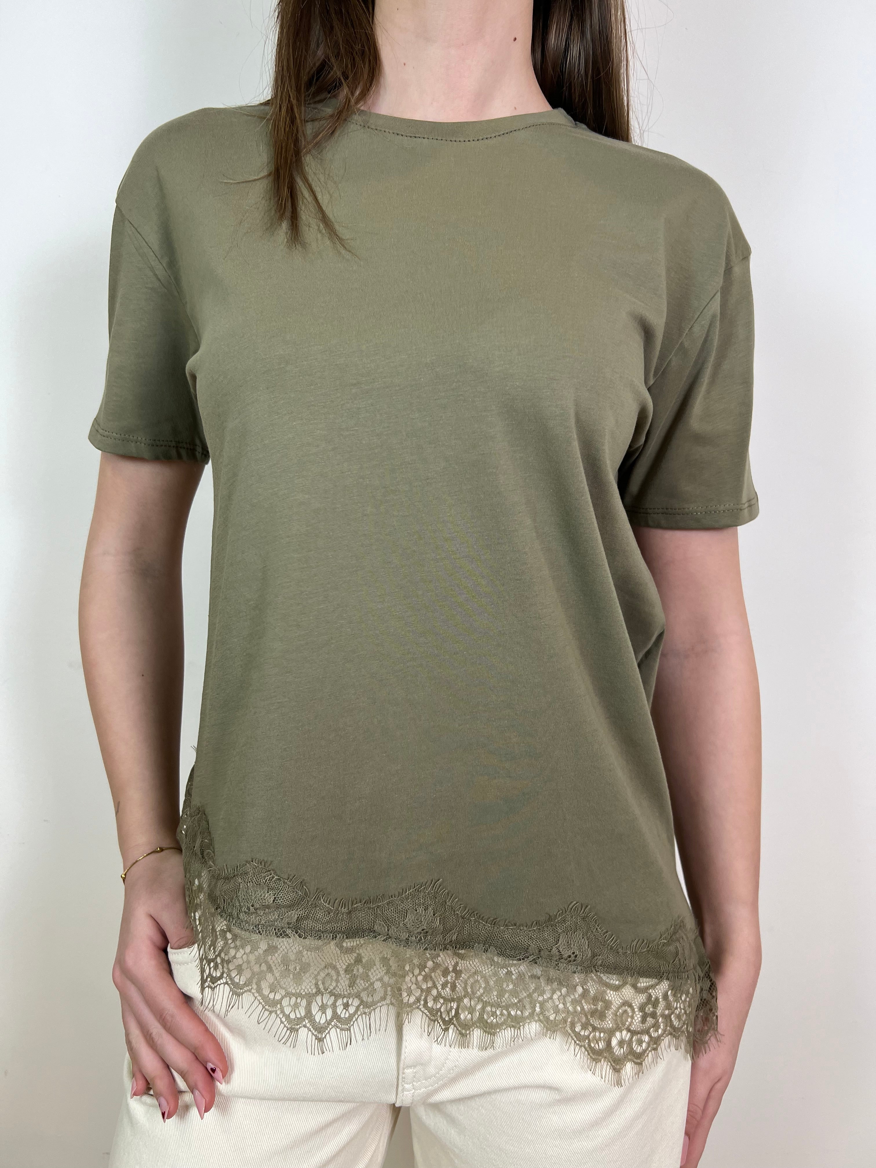 T-shirt asimmetrica fondo pizzo - Haveone