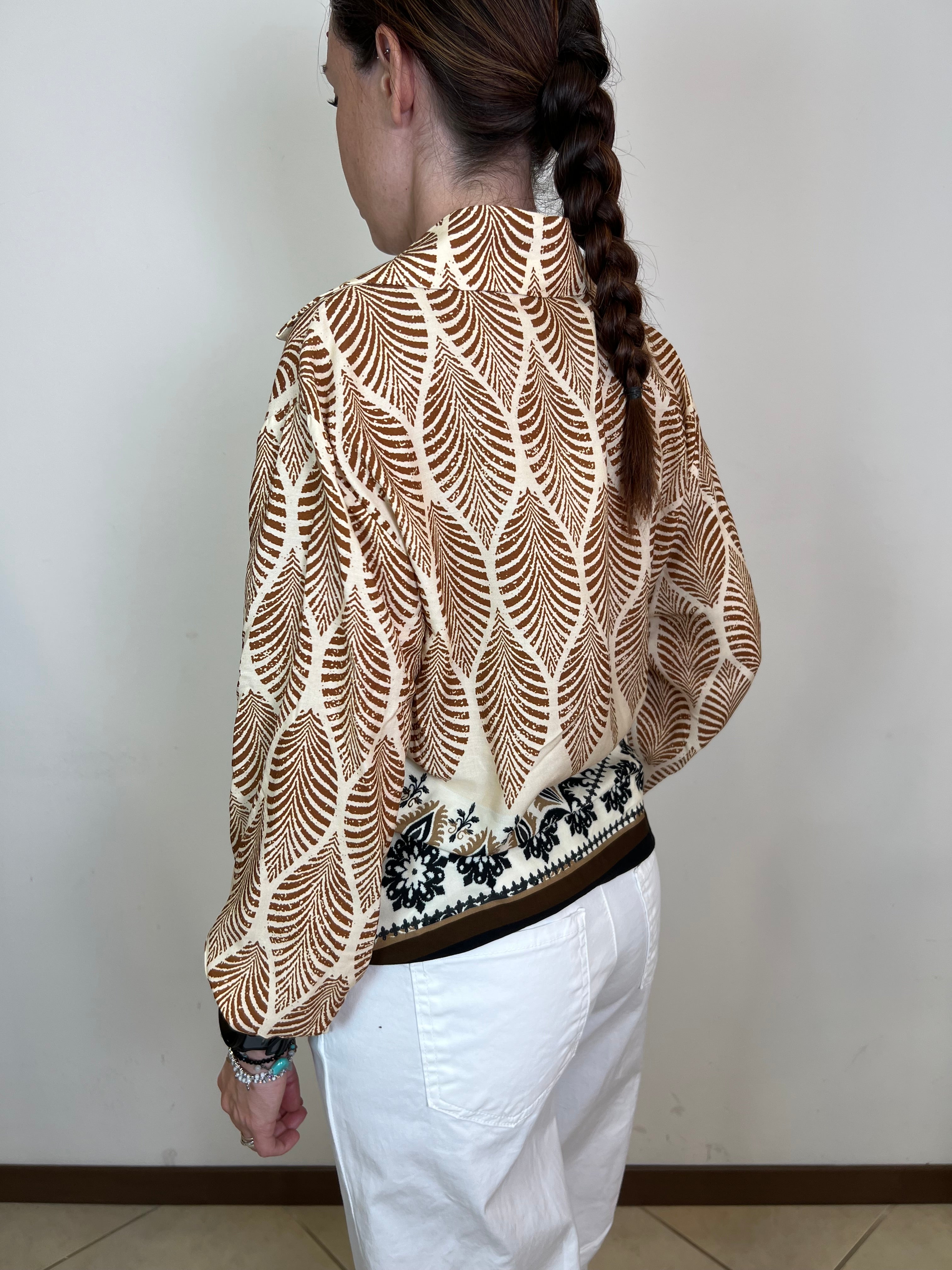 Camicia fantasia foglia con fiocco laterale - Haveone
