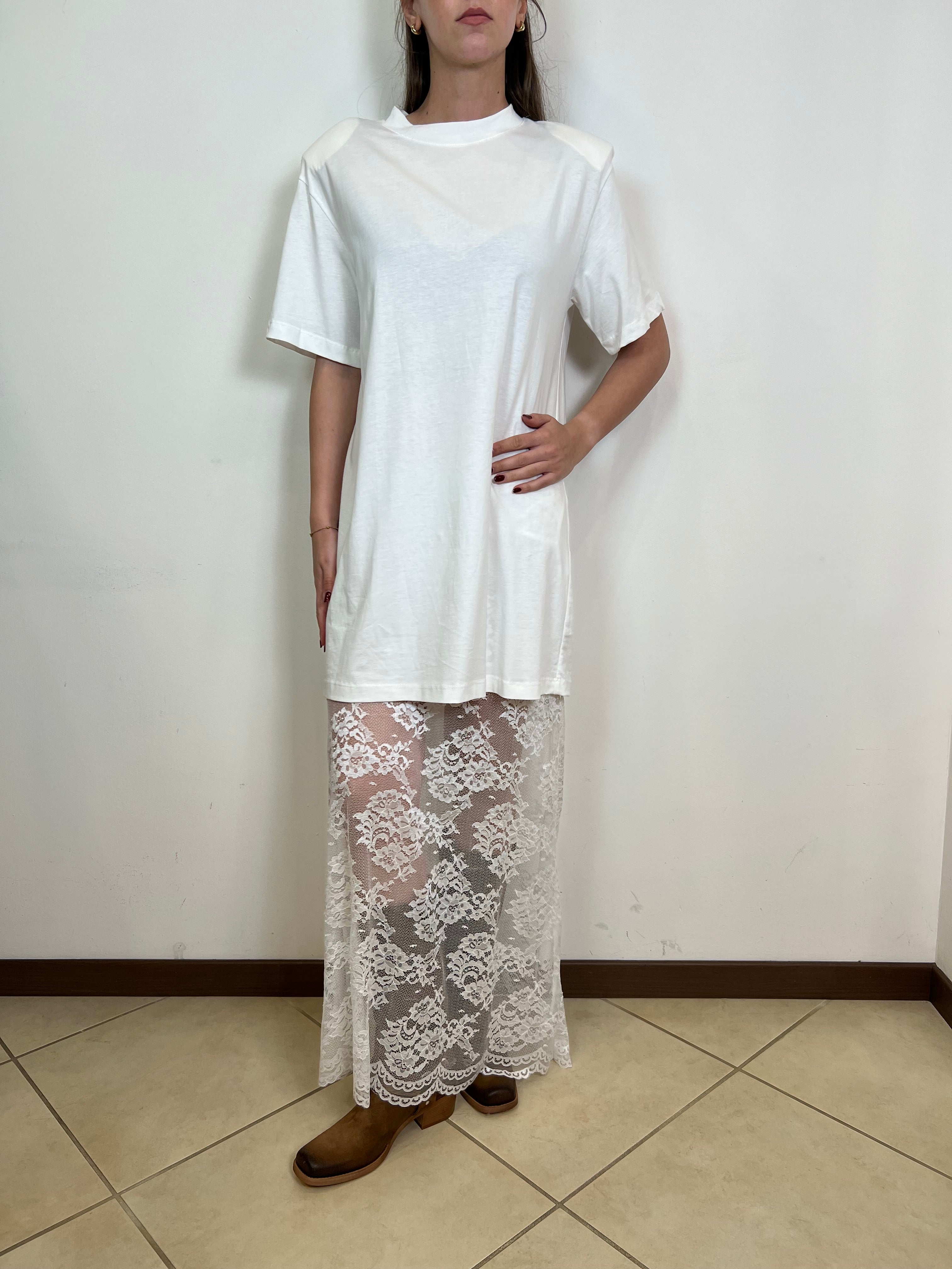 Abito pizzo con t-shirt - Haveone