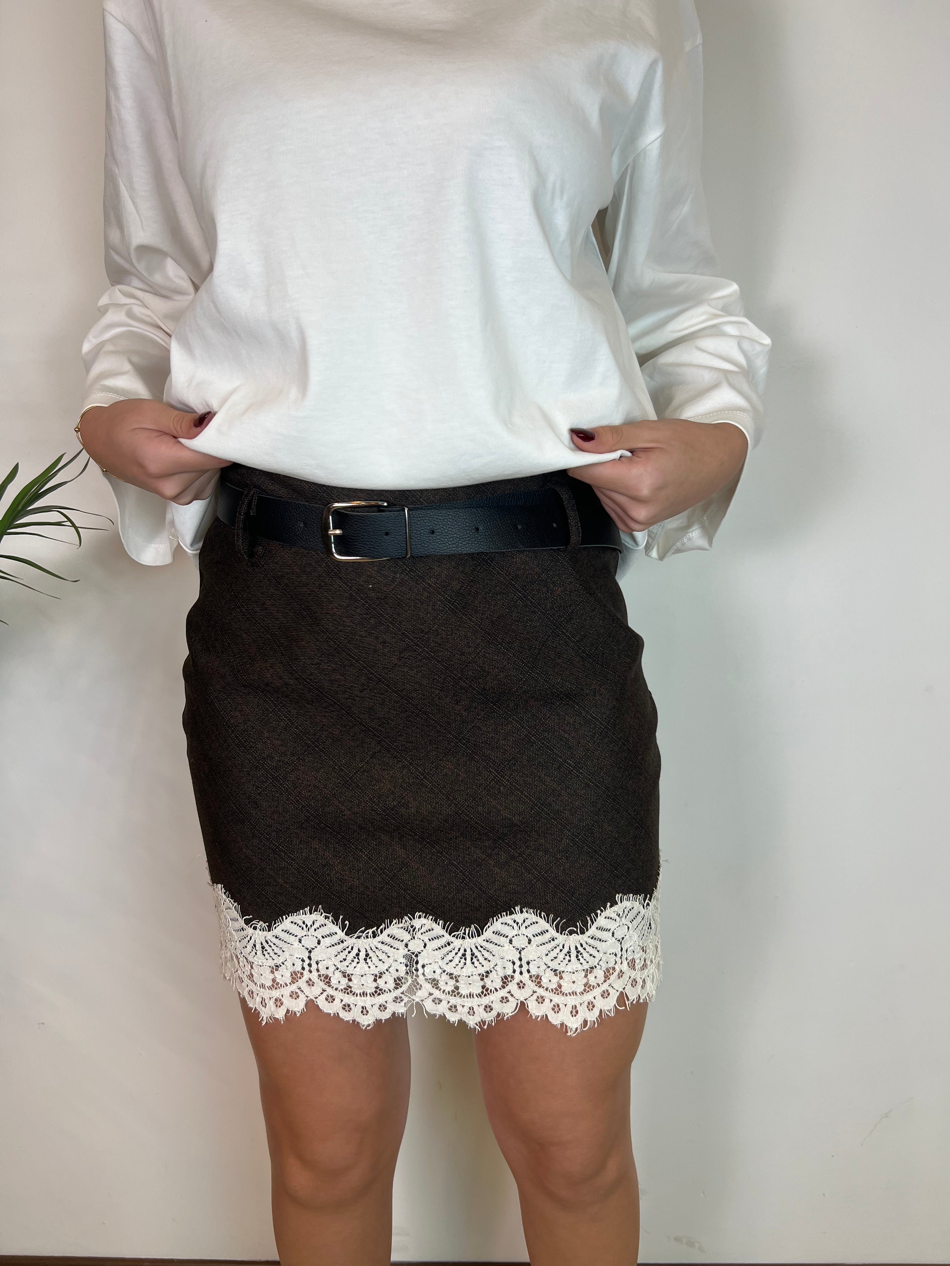 Gonna con pizzo bianco - Haveone