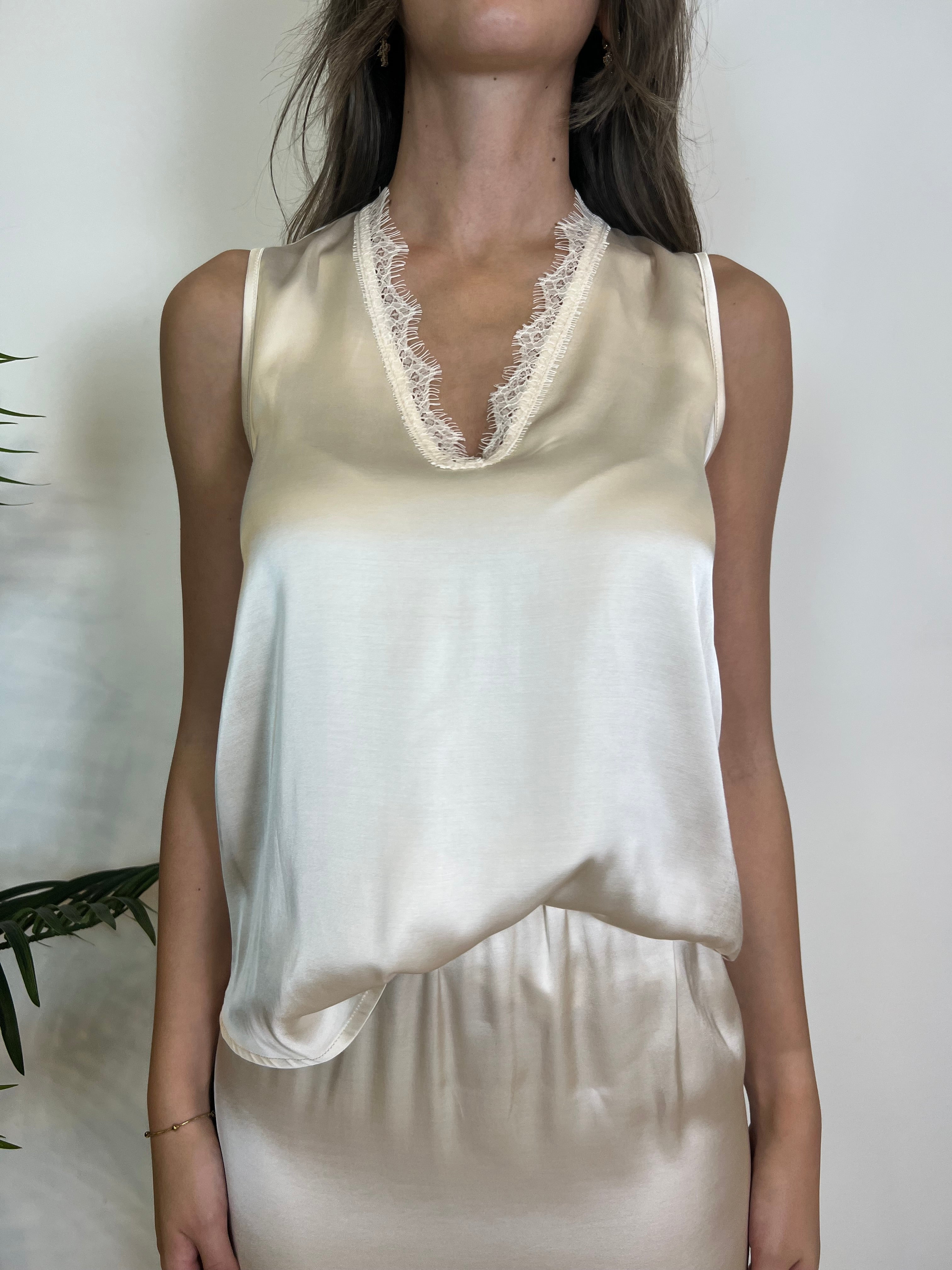 Top raso V pizzo - Haveone