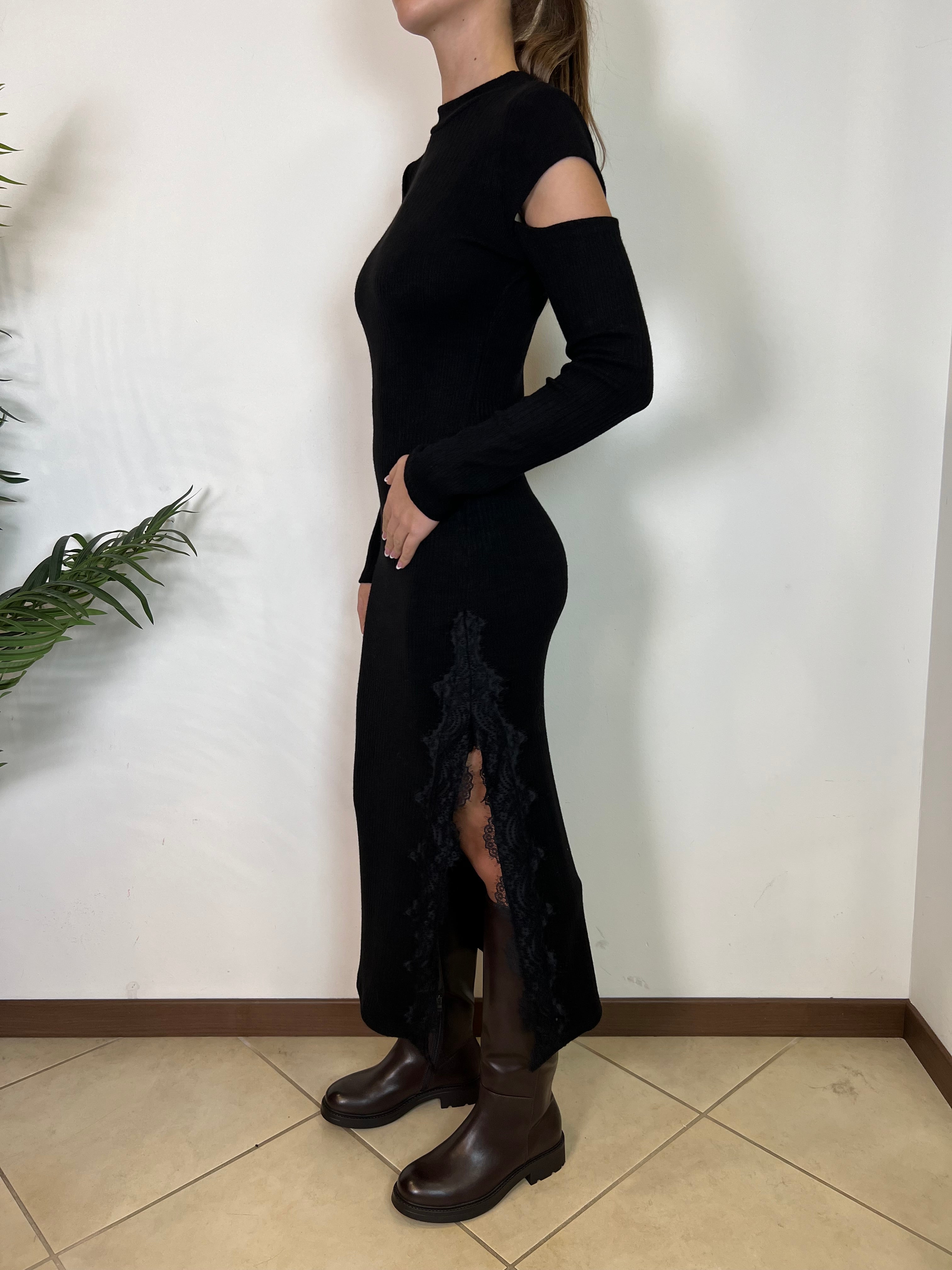 Abito lungo cut out spacco pizzo - Haveone