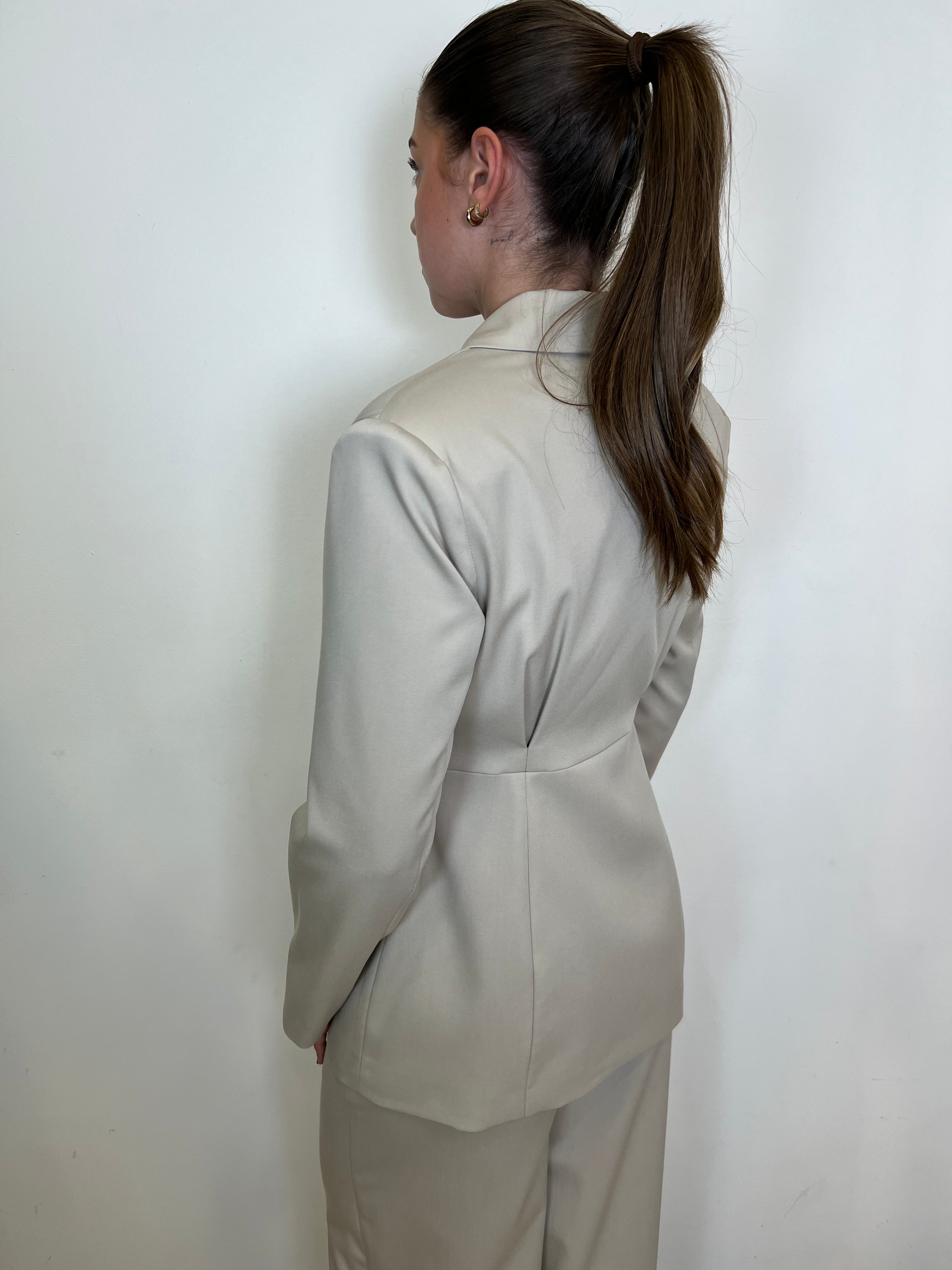 Giacca drappeggio bottoncini - Haveone